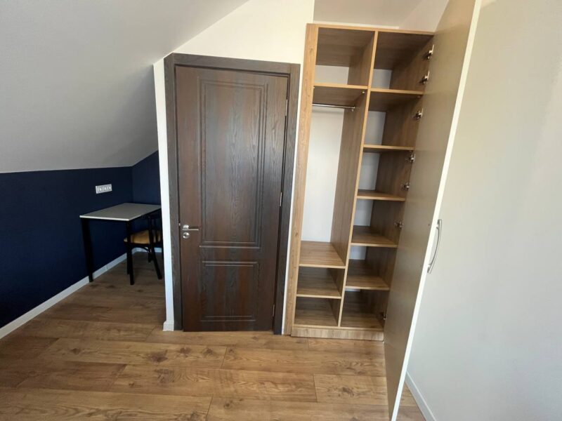 3 комнатная квартира в р-не Мтацминда