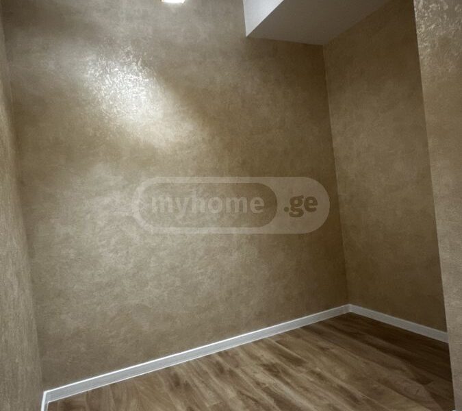 3 комнатная квартира в Глдани