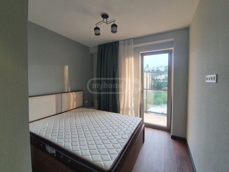 3 комнатная квартира в Сабуртало