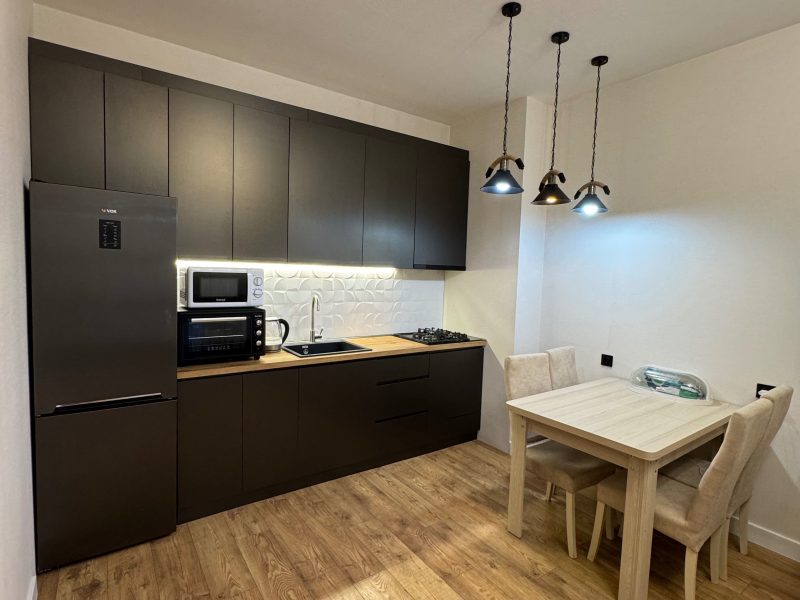 3 комнатная квартира в Сабуртало