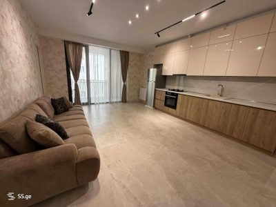 4 комнатная квартира в Сабуртало