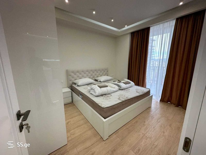 3 комнатная квартира в Сабуртало