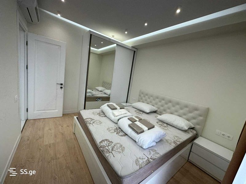 3 комнатная квартира в Сабуртало