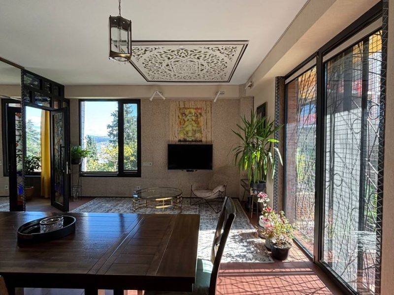 4 комнатная квартира в Ваке