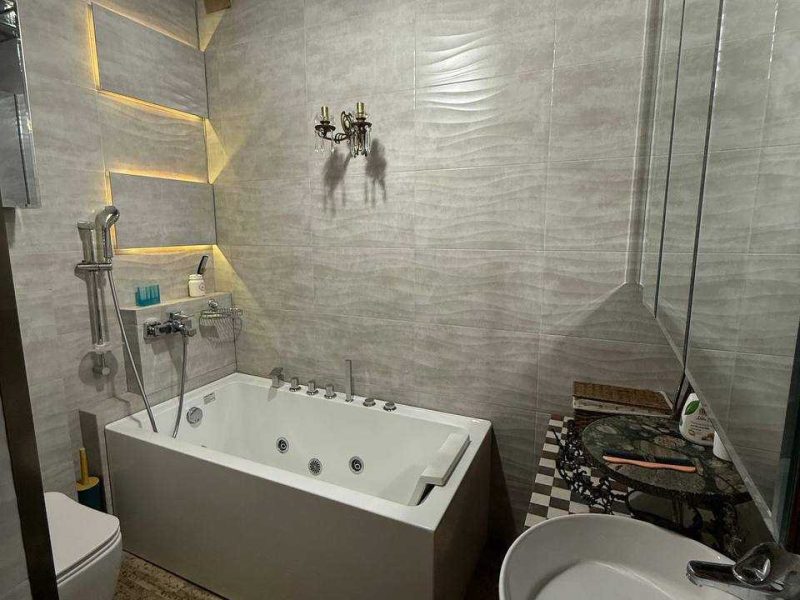 4 комнатная квартира в Ваке