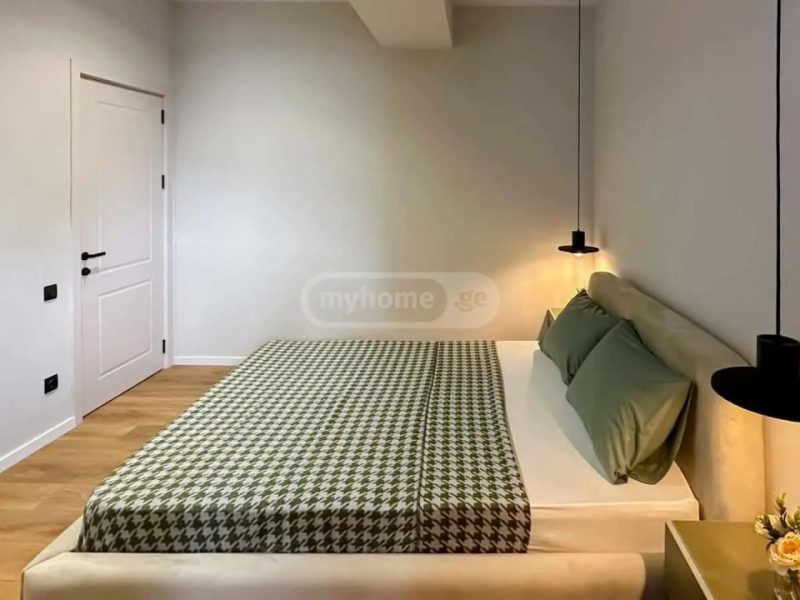 3 комнатная квартира в Сабуртало